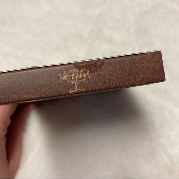 Beetlejuice x Revolution Handbook for the Recently Deceased Highlighter Palette - Picture 8 of 11